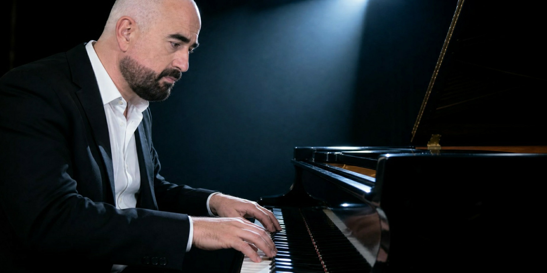 Phil Best Classical Pianist